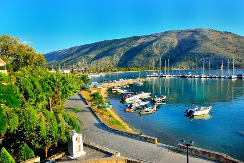 Irene'S Home إيغومينيتسا المظهر الخارجي الصورة